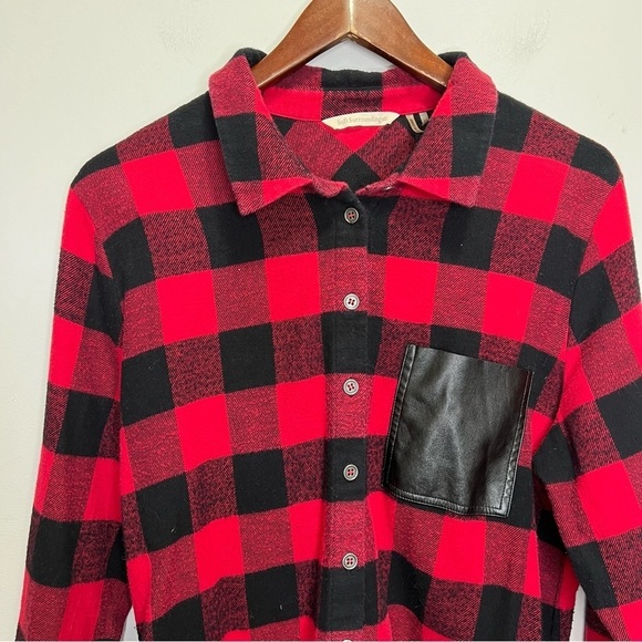 Soft Surroundings Red Black Buffalo Plaid Faux Leather Pocket Button Up Size L - Picture 3 of 10